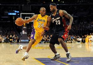 魔獸對(duì)比喬科詹：科比得分最強(qiáng) 喬丹贏球最多 老詹生涯最長(zhǎng)最全面