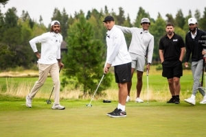 拉塞爾組織高爾夫比賽！布克&克里斯蒂&以賽亞-喬等人參賽！