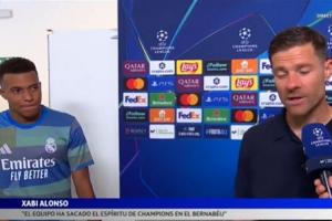 當(dāng)面贊愛將！阿隆索：姆巴佩正處巔峰 他就在旁邊我也不敢說壞話