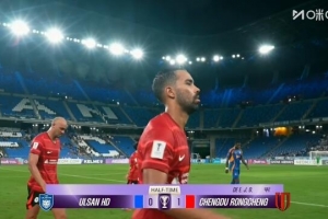 記者：成都蓉城上半場踢得很有硬度，要不把德爾加多買斷吧