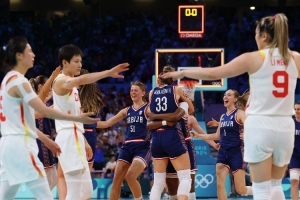 王思雨&楊力維明年還打世界杯嗎？楊毅：宮魯鳴肯定換人 要練新人