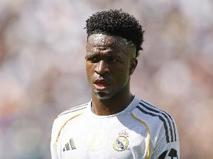 六臺(tái)：阿隆索希望輪換陣容，公布首發(fā)之前曾與維尼修斯溝通