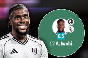 大腿表現(xiàn)！伊沃比破門+精妙助攻助富勒姆逆轉(zhuǎn)，隊友送禮冷靜安慰