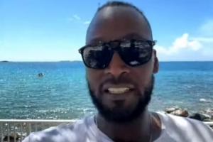 夸梅：喜歡獨(dú)處來思考人生 不想女友或妻子天天在身邊頤指氣使