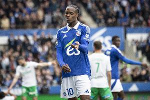 隊報：埃梅加傳射助斯特拉斯堡客勝，向攻擊他的極端球迷怒吼