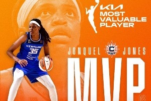 WNBA近11年MVP：阿賈6年4個(gè)&22年+DPOY雙一陣 斯圖爾特18年雙MVP