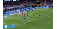 再下一城，迪馬爾科角球，奧古斯托弧頂位置射門造烏龍