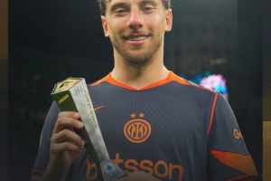 官方：卡洛斯-奧古斯托當(dāng)選國米2-1薩索洛全場最佳