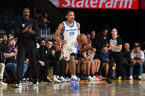 剛簽兩天！美記：籃網(wǎng)裁掉后衛(wèi)尤里-科林斯 合同保障金額為8.53萬