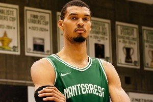 來時(shí)的路！文班亞馬為法甲老東家Nanterre 92拍攝新球衣宣傳照