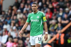 佳夫：英超的長傳球真多，我更熟悉四后衛(wèi)但是三后衛(wèi)也沒問題