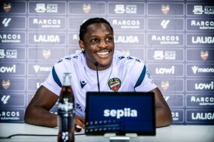 下一個神鋒？萊萬特前鋒艾永5場西甲轟3球3助，夏窗曾獲巴薩關(guān)注