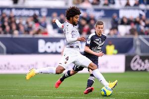 41歲零11個(gè)月，丹特成為在歐聯(lián)杯出場(chǎng)最年長(zhǎng)的非門將球員