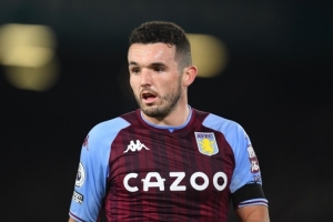 麥金：我們需要在聯(lián)賽中提高表現(xiàn) 無需給沃特金斯施加額外壓力