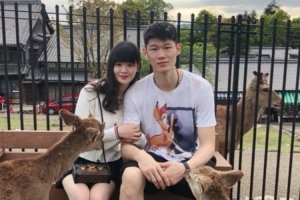 大秋妻子：再次看相愛十年視頻依然會(huì)感動(dòng) 我的青春是你&余生也是