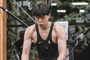 楊瀚森：我想努力成為一個讓中國和波特蘭驕傲的球員