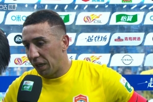 戴維森：很遺憾倒鉤球沒(méi)有打進(jìn) 賽前知道這場(chǎng)比賽不會(huì)簡(jiǎn)單