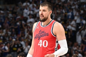 馬健：祖巴茨去年沒(méi)進(jìn)前100名&今年排第36 他才是最快進(jìn)步球員