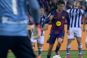 這球感絕了！佩德里絲滑帶球過人，皇社球員起身無奈攤手