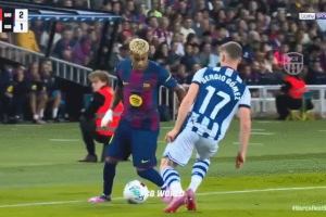 ??妙到毫巔！亞馬爾牛尾巴穿襠過人，把戈麥斯過“呆”了