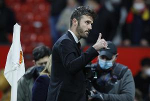 曾臨時(shí)帶隊(duì)3場(chǎng)不??！英媒：卡里克愿意接手曼聯(lián)，伊勞拉也是候選