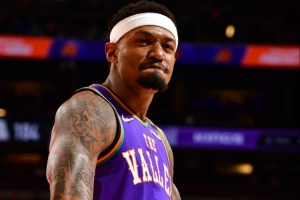 比爾：感謝太陽&他們溝通很直接 很多球隊(duì)邀請(qǐng)我&我斟酌后來快船