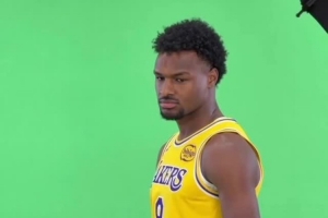 生涯第2季！媒體曬布朗尼拍攝新賽季定妝照