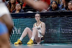 讓個(gè)克拉克！Skip：如果狂熱下賽季能保持健康 她們將贏得一切