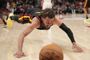 特雷-楊：生涯第8年我感覺(jué)像新秀容光煥發(fā) 希望能打20個(gè)以上賽季