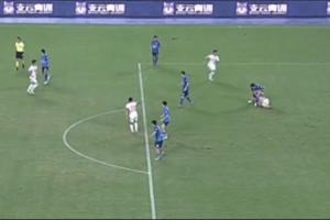 漏紅牌補禁賽！中足聯(lián)官方：南通球員劉偉實施暴力行為，停賽3場