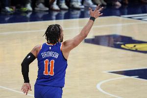 手感確實差！布倫森上半場8中2得到6分4助 三分3中0