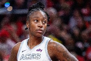 取勝功臣！洛伊德成替補(bǔ)奇兵 高效16投8中得18分4板