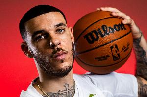 隊(duì)記：朗佐-鮑爾訓(xùn)練營(yíng)表現(xiàn)引人注目 他展示了自己在騎士的融入度