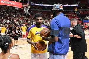 夸梅：你們說布朗尼是黑人的榮耀 但卻批評本內(nèi)特&夸梅&威少