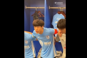 20歲隊(duì)長(zhǎng)朱鵬宇賽前喊話(huà)：今天第一個(gè)目標(biāo)就是拿三分，相信大家伙