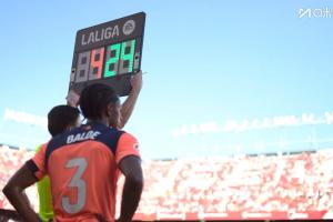 半場換隊(duì)長！巴薩換上巴爾德、加西亞，換下阿勞霍、馬丁