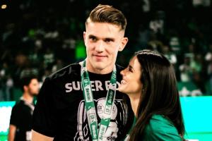 放不下??葡媒：約克雷斯和前女友共度周末，二人希望發(fā)展異國戀