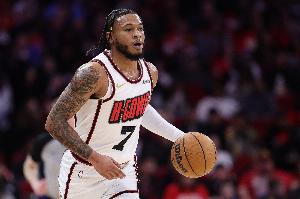 卡林頓：惠特摩爾的運(yùn)動(dòng)能力比聯(lián)盟里絕大多數(shù)人都強(qiáng)