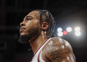 何時(shí)開始展現(xiàn)獨(dú)一無二爆發(fā)力？惠特摩爾：打從娘胎里出來就有了