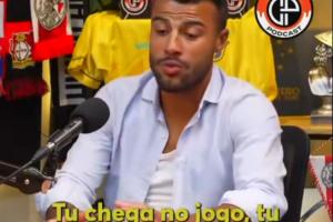 拉菲尼亞：我沒(méi)見(jiàn)過(guò)梅西練任意球但上場(chǎng)就進(jìn)，欽佩C羅但天賦不同