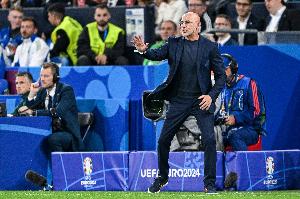 馬卡：西班牙vs格魯吉亞賽前天氣惡劣，草皮狀況可能會受到影響