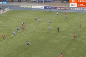 黑旋風(fēng)！姆本扎停球擺脫防守抽射破門，26輪25球領(lǐng)跑中甲射手榜！