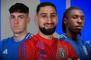 意大利客戰(zhàn)愛沙尼亞海報：多納魯馬、巴斯托尼、小基恩出鏡