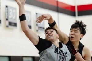 名嘴：開拓者不少年輕才俊&未來(lái)會(huì)有機(jī)會(huì)  但下賽季進(jìn)季后賽較難