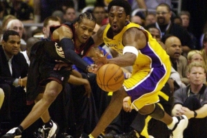 艾弗森：無(wú)冠只因輸給巔峰OK 我很幸運(yùn)自己已經(jīng)是75大巨星