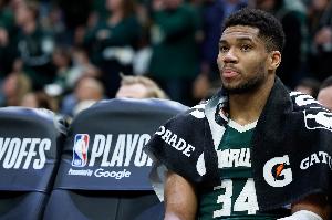 凱印隕落！雄鹿裁利指導(dǎo)簽特納 白菜價(jià)留四將躋身東部第一梯隊(duì)？