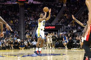 很契合球隊(duì)！克賴爾替補(bǔ)10分鐘 7中4&三分5中3拿到11分2助