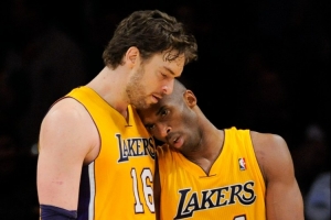 09年湖人和20年湖人哪個(gè)強(qiáng)？楊毅：09湖人厲害&他高啊 二陣容更準(zhǔn)