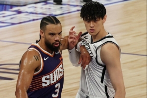 媒體人：曾凡博想爭取NBA機會 未來兩年要下決心在發(fā)展聯(lián)盟闖一闖