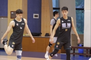 不知道堅持的意義 堅持會告訴你 福建男籃最新訓練來襲